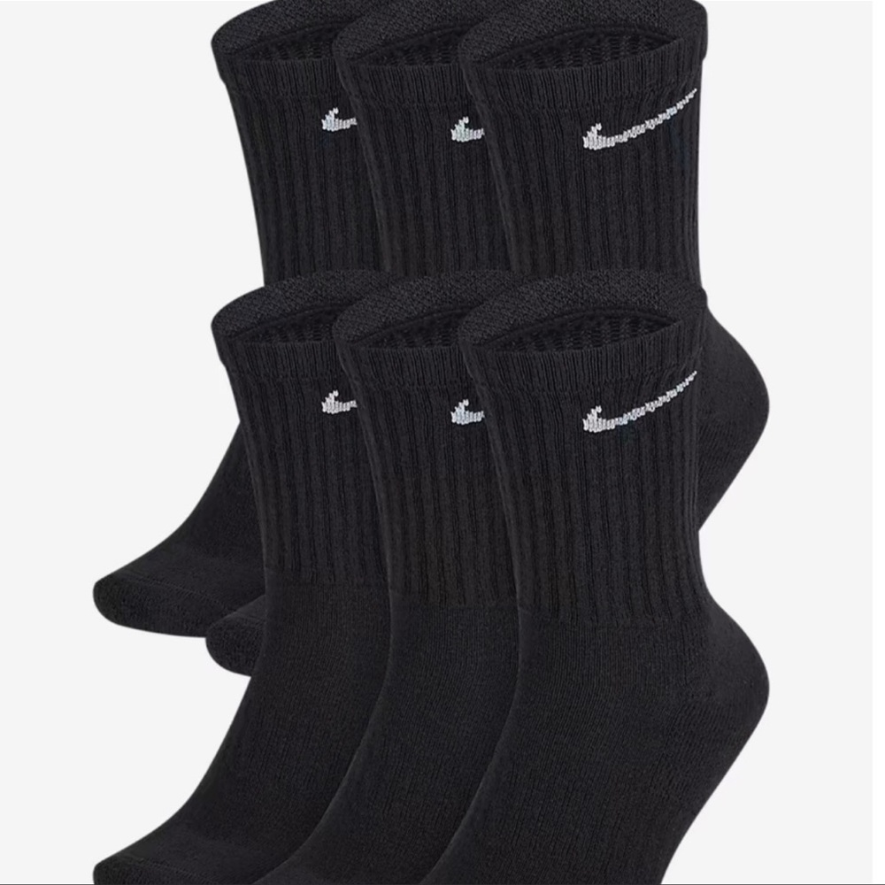Nike 
Training Crew Socks (6 Pairs)
Nike Everyday Cushioned - Picture 9 of 9